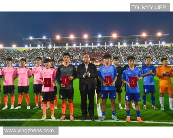 聚焦足球直播激情畅享球星卡魅力开启绿茵收藏新时代